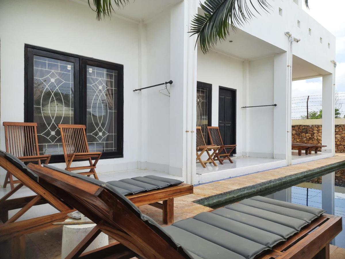 Spear Villa Bumbang Luaran gambar